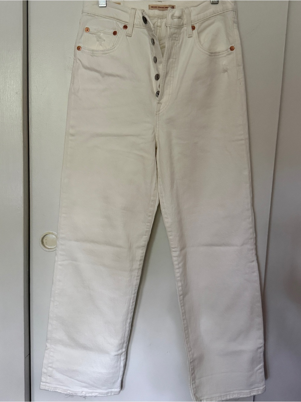 Levi's Premium Ribcage Straight Ankle size 28